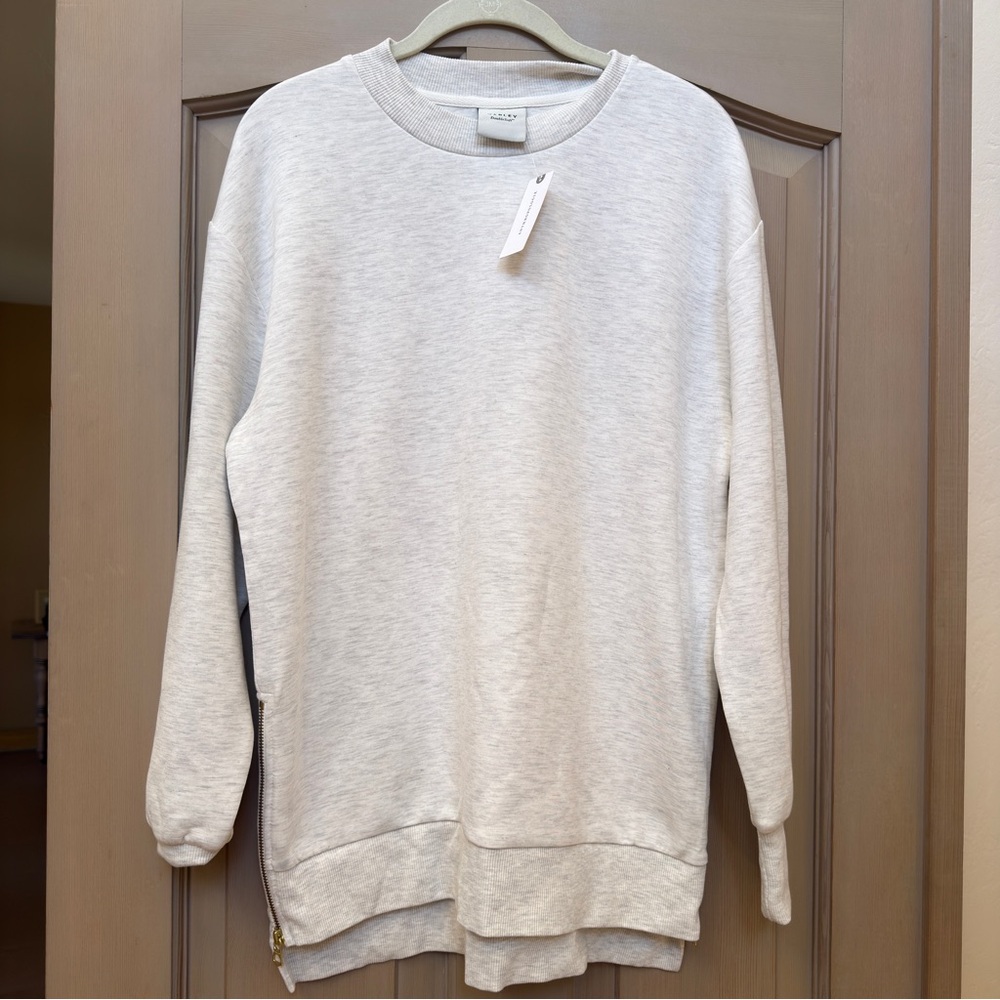 NWT Varley Charter Sweatshirt